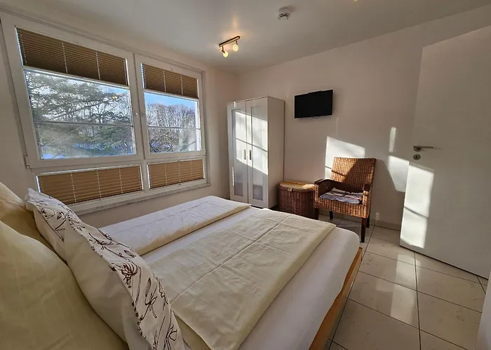 Wang-2-1-duenenweg-h * Hohwacht